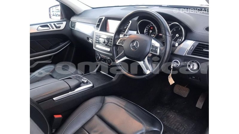 Big with watermark mercedes benz gle dhufar import dubai 3588