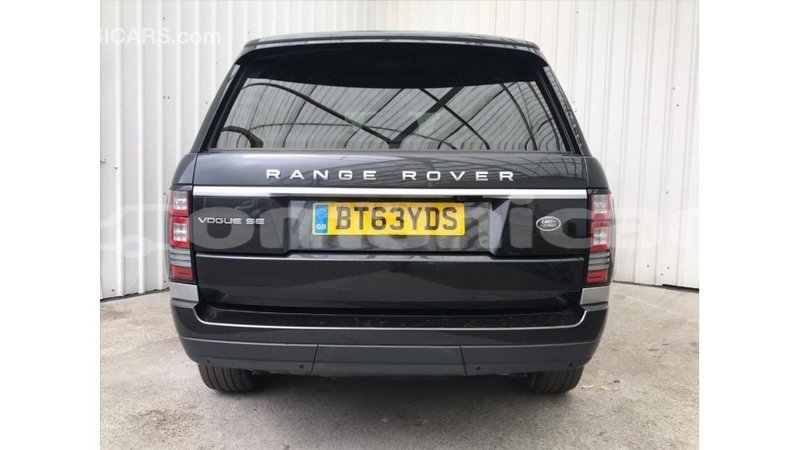 Big with watermark land rover range rover dhufar import dubai 3595