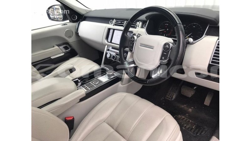 Big with watermark land rover range rover dhufar import dubai 3595