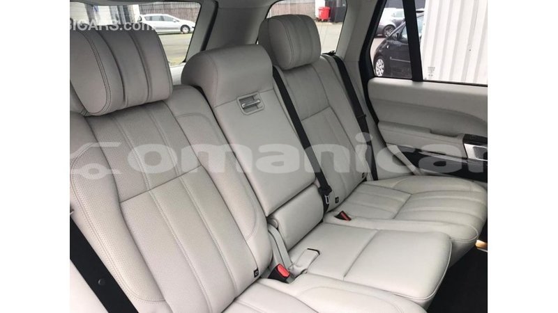 Big with watermark land rover range rover dhufar import dubai 3595