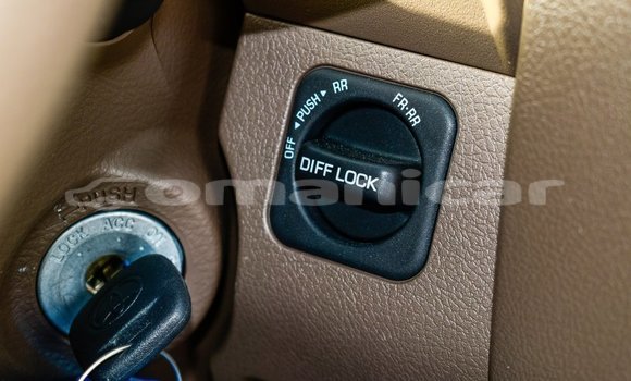 Buy Import Toyota Land Cruiser Beige Car in Import - Dubai in Dhufar Buy Import Toyota Land Cruiser Beige Car in Import - Dubai in Dhufar