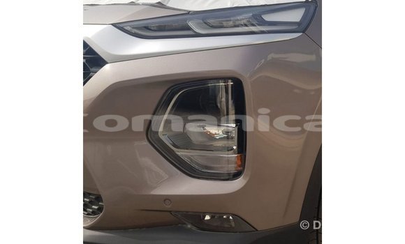 Buy Import Hyundai Santa Fe Other Car in Import - Dubai in Dhufar Buy Import Hyundai Santa Fe Other Car in Import - Dubai in Dhufar