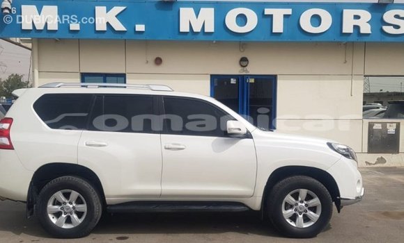 Buy Import Toyota Land Cruiser White Car in Import - Dubai in Dhufar Buy Import Toyota Land Cruiser White Car in Import - Dubai in Dhufar
