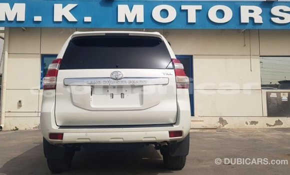 Buy Import Toyota Land Cruiser White Car in Import - Dubai in Dhufar Buy Import Toyota Land Cruiser White Car in Import - Dubai in Dhufar
