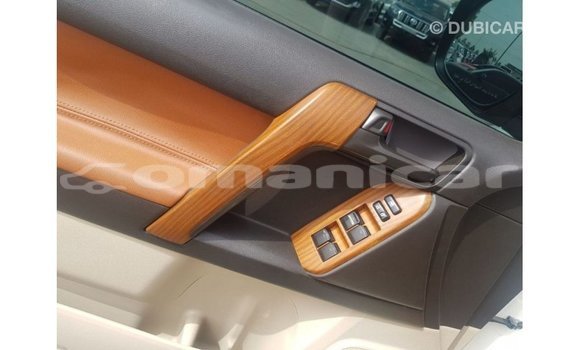 Buy Import Toyota Land Cruiser White Car in Import - Dubai in Dhufar Buy Import Toyota Land Cruiser White Car in Import - Dubai in Dhufar