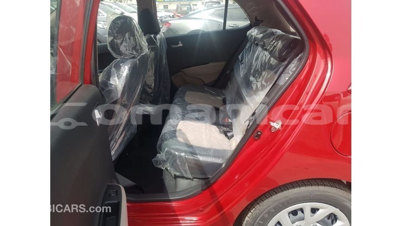 Big with watermark hyundai i10 dhufar import dubai 3607