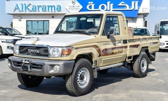 Buy Import Toyota Land Cruiser Beige Car in Import - Dubai in Dhufar Buy Import Toyota Land Cruiser Beige Car in Import - Dubai in Dhufar