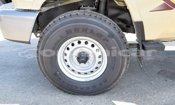 Buy Import Toyota Land Cruiser Beige Car in Import - Dubai in Dhufar Buy Import Toyota Land Cruiser Beige Car in Import - Dubai in Dhufar