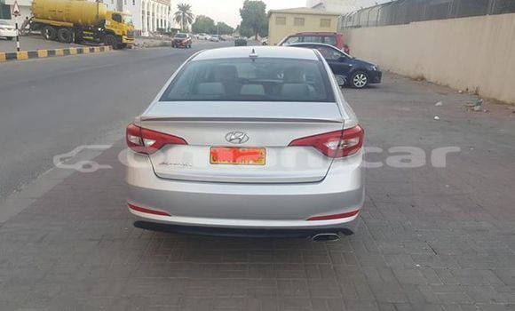 Buy Used Hyundai Sonata Silver Car in Muscat in Masqat Buy Used Hyundai Sonata Silver Car in Muscat in Masqat