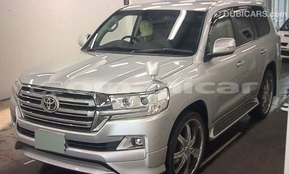 Buy Import Toyota Land Cruiser Other Car in Import - Dubai in Dhufar Buy Import Toyota Land Cruiser Other Car in Import - Dubai in Dhufar