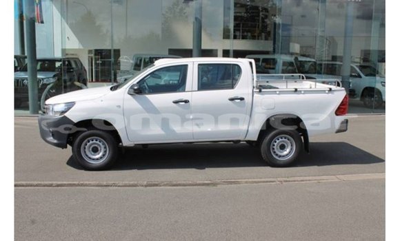 Buy Import Toyota Hilux White Car in Import - Dubai in Dhufar Buy Import Toyota Hilux White Car in Import - Dubai in Dhufar