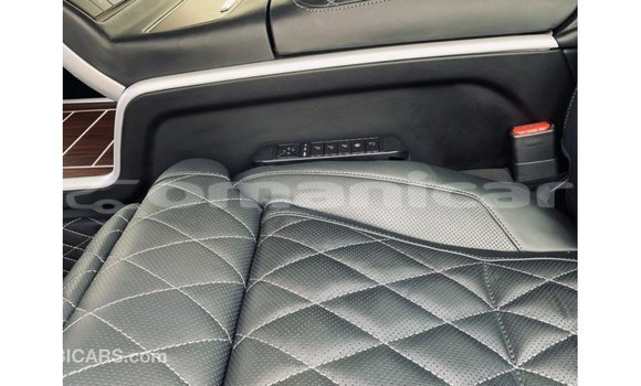 Buy Import Toyota Land Cruiser Black Car in Import - Dubai in Dhufar Buy Import Toyota Land Cruiser Black Car in Import - Dubai in Dhufar