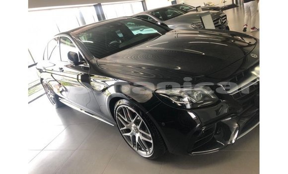 Buy Import Mercedes-Benz 190 Black Car in Import - Dubai in Dhufar Buy Import Mercedes-Benz 190 Black Car in Import - Dubai in Dhufar