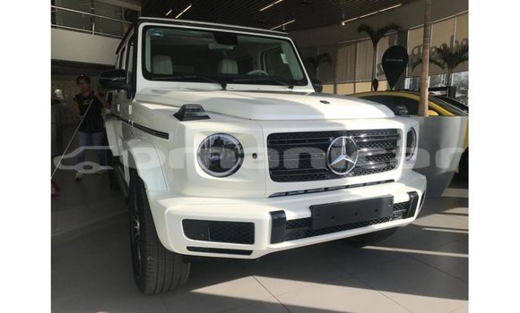Buy Import Mercedes-Benz 190 White Car in Import - Dubai in Dhufar Buy Import Mercedes-Benz 190 White Car in Import - Dubai in Dhufar