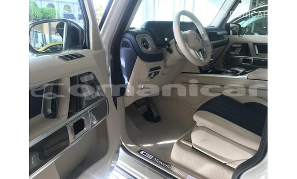 Buy Import Mercedes-Benz 190 White Car in Import - Dubai in Dhufar Buy Import Mercedes-Benz 190 White Car in Import - Dubai in Dhufar