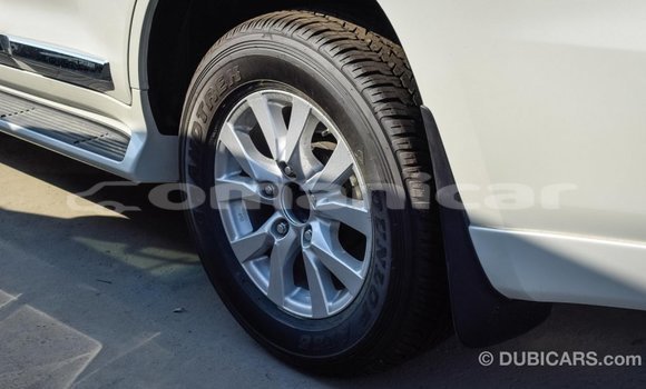 Buy Import Toyota Land Cruiser White Car in Import - Dubai in Dhufar Buy Import Toyota Land Cruiser White Car in Import - Dubai in Dhufar