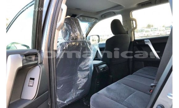 Buy Import Toyota Prado Black Car in Import - Dubai in Dhufar Buy Import Toyota Prado Black Car in Import - Dubai in Dhufar