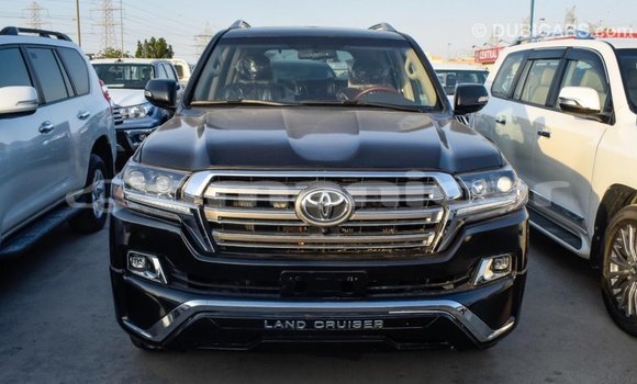Buy Import Toyota Land Cruiser Black Car in Import - Dubai in Dhufar Buy Import Toyota Land Cruiser Black Car in Import - Dubai in Dhufar