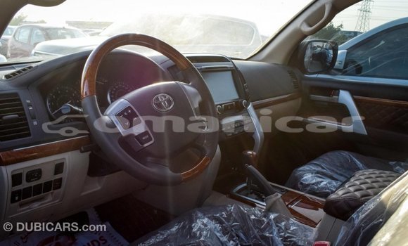 Buy Import Toyota Land Cruiser Black Car in Import - Dubai in Dhufar Buy Import Toyota Land Cruiser Black Car in Import - Dubai in Dhufar
