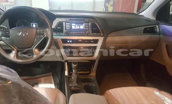 Buy Used Hyundai Sonata Silver Car in Muscat in Masqat Buy Used Hyundai Sonata Silver Car in Muscat in Masqat