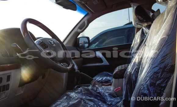 Buy Import Toyota Land Cruiser Black Car in Import - Dubai in Dhufar Buy Import Toyota Land Cruiser Black Car in Import - Dubai in Dhufar
