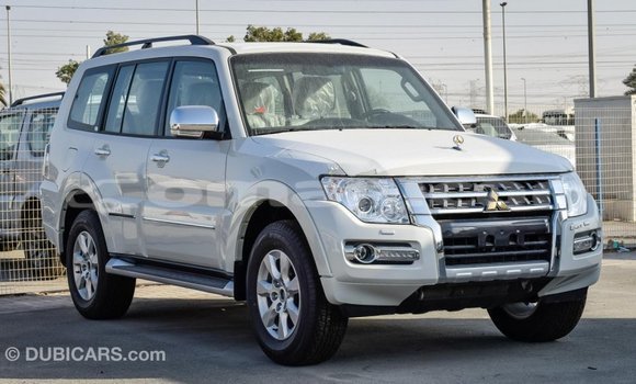 Buy Import Mitsubishi Pajero White Car in Import - Dubai in Dhufar Buy Import Mitsubishi Pajero White Car in Import - Dubai in Dhufar