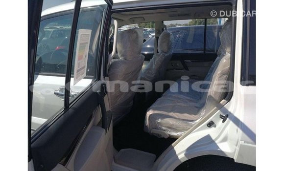 Buy Import Mitsubishi Pajero White Car in Import - Dubai in Dhufar Buy Import Mitsubishi Pajero White Car in Import - Dubai in Dhufar
