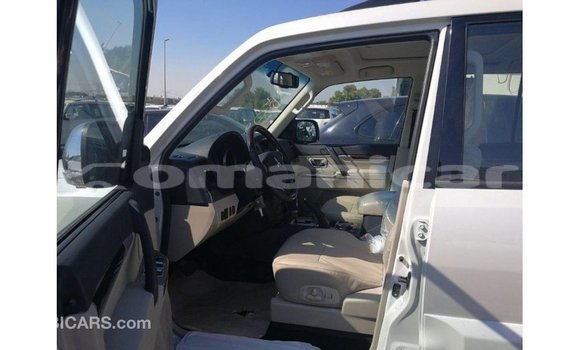 Buy Import Mitsubishi Pajero White Car in Import - Dubai in Dhufar Buy Import Mitsubishi Pajero White Car in Import - Dubai in Dhufar