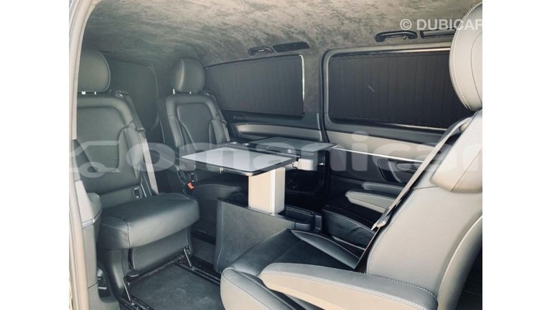 Big with watermark mercedes benz 250 dhufar import dubai 3672