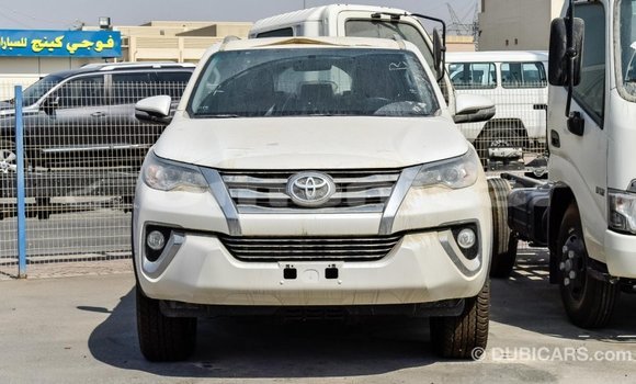 Buy Import Toyota Fortuner White Car in Import - Dubai in Dhufar Buy Import Toyota Fortuner White Car in Import - Dubai in Dhufar
