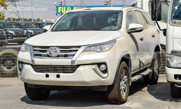 Buy Import Toyota Fortuner White Car in Import - Dubai in Dhufar Buy Import Toyota Fortuner White Car in Import - Dubai in Dhufar