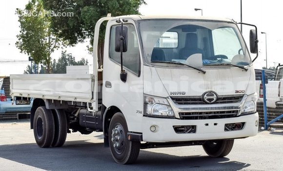 Buy Import Hino 300 Series White Truck in Import - Dubai in Dhufar Buy Import Hino 300 Series White Truck in Import - Dubai in Dhufar