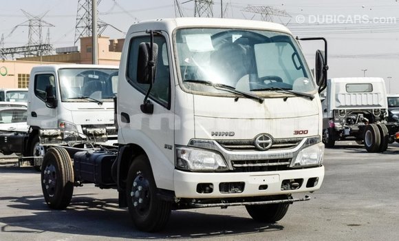 Buy Import Hino 300 Series White Truck in Import - Dubai in Dhufar Buy Import Hino 300 Series White Truck in Import - Dubai in Dhufar