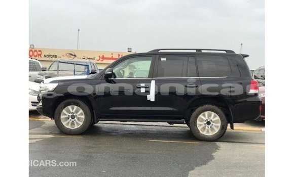 Buy Import Toyota Land Cruiser Black Car in Import - Dubai in Dhufar Buy Import Toyota Land Cruiser Black Car in Import - Dubai in Dhufar