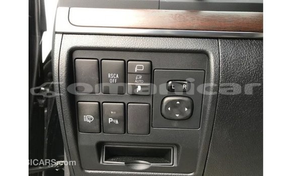 Buy Import Toyota Land Cruiser Black Car in Import - Dubai in Dhufar Buy Import Toyota Land Cruiser Black Car in Import - Dubai in Dhufar