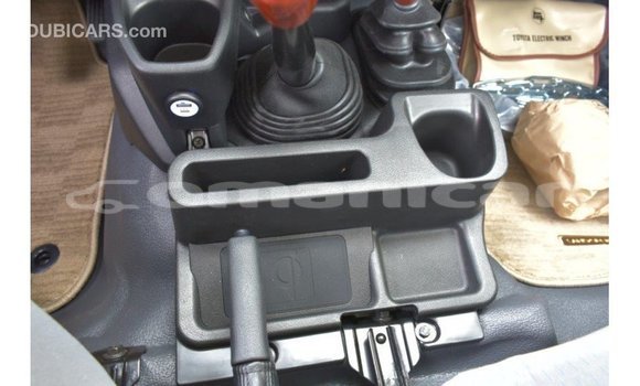 Buy Import Toyota Land Cruiser Other Car in Import - Dubai in Dhufar Buy Import Toyota Land Cruiser Other Car in Import - Dubai in Dhufar