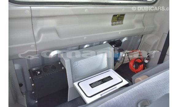 Buy Import Toyota Land Cruiser Other Car in Import - Dubai in Dhufar Buy Import Toyota Land Cruiser Other Car in Import - Dubai in Dhufar