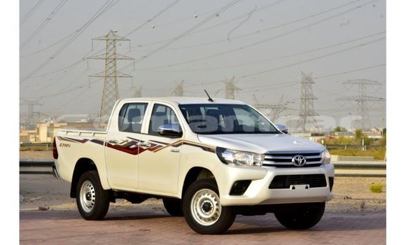 Buy Import Toyota Hilux White Car in Import - Dubai in Dhufar Buy Import Toyota Hilux White Car in Import - Dubai in Dhufar