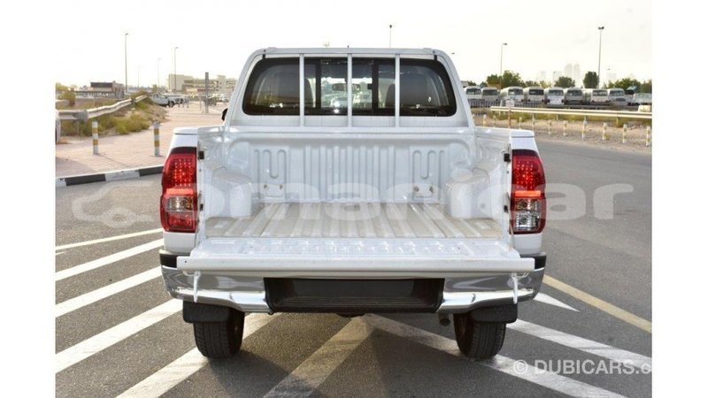 Big with watermark toyota hilux dhufar import dubai 3694