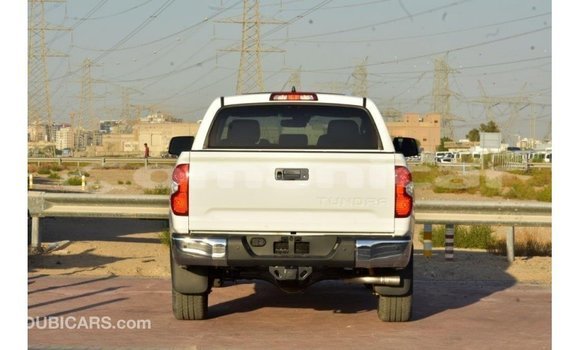 Buy Import Toyota Tundra White Car in Import - Dubai in Dhufar Buy Import Toyota Tundra White Car in Import - Dubai in Dhufar