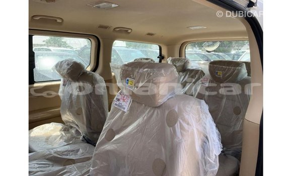 Buy Import Hyundai Accent White Car in Import - Dubai in Dhufar Buy Import Hyundai Accent White Car in Import - Dubai in Dhufar