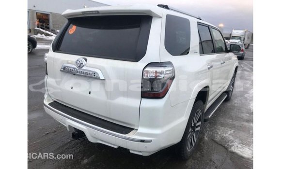 Buy Import Toyota 4Runner White Car in Import - Dubai in Dhufar Buy Import Toyota 4Runner White Car in Import - Dubai in Dhufar
