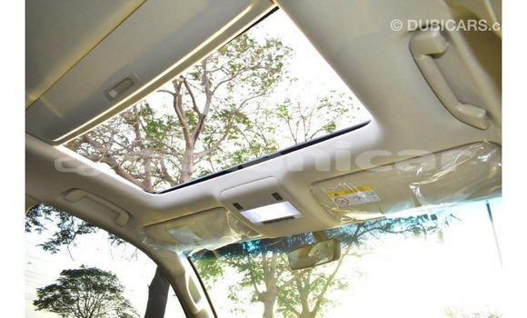 Buy Import Toyota Land Cruiser White Car in Import - Dubai in Dhufar Buy Import Toyota Land Cruiser White Car in Import - Dubai in Dhufar