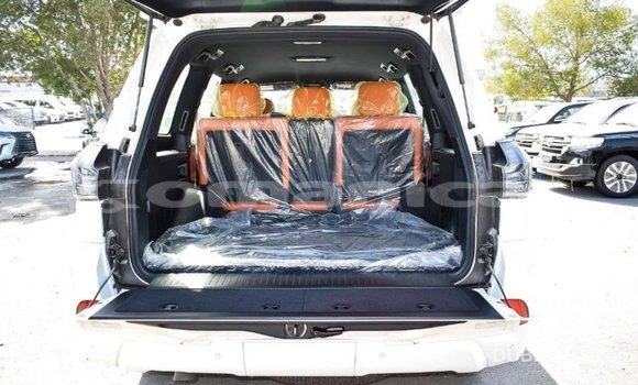 Buy Import Lexus LX White Car in Import - Dubai in Dhufar Buy Import Lexus LX White Car in Import - Dubai in Dhufar