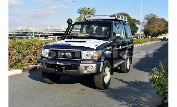 Buy Import Toyota Land Cruiser Other Car in Import - Dubai in Dhufar Buy Import Toyota Land Cruiser Other Car in Import - Dubai in Dhufar