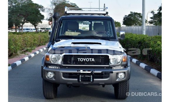 Buy Import Toyota Land Cruiser Other Car in Import - Dubai in Dhufar Buy Import Toyota Land Cruiser Other Car in Import - Dubai in Dhufar