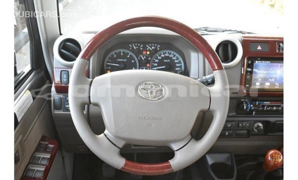 Buy Import Toyota Land Cruiser Other Car in Import - Dubai in Dhufar Buy Import Toyota Land Cruiser Other Car in Import - Dubai in Dhufar