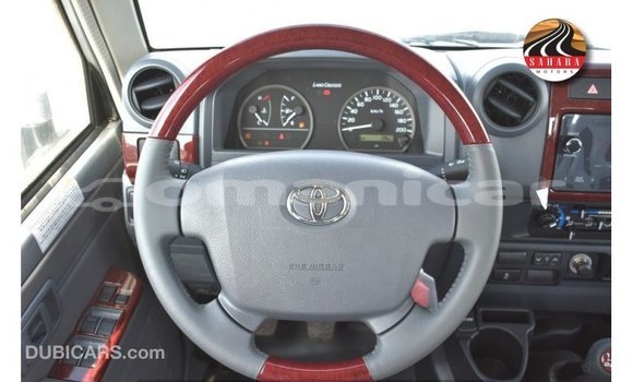 Buy Import Toyota Land Cruiser Other Car in Import - Dubai in Dhufar Buy Import Toyota Land Cruiser Other Car in Import - Dubai in Dhufar