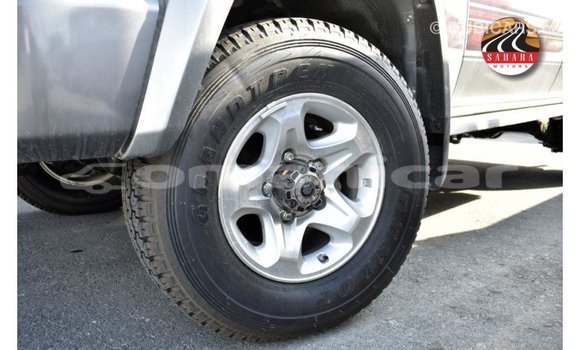 Buy Import Toyota Land Cruiser Other Car in Import - Dubai in Dhufar Buy Import Toyota Land Cruiser Other Car in Import - Dubai in Dhufar