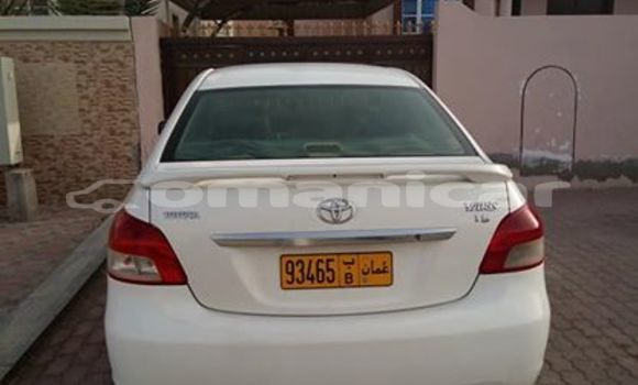 Buy Used Toyota Yaris White Car in Muscat in Masqat Buy Used Toyota Yaris White Car in Muscat in Masqat